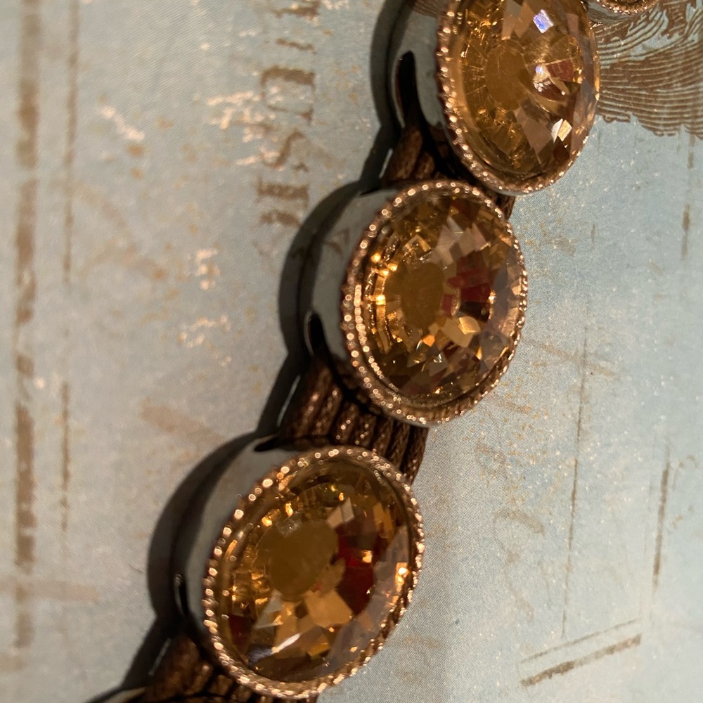 Stone and leather clasp bracelet